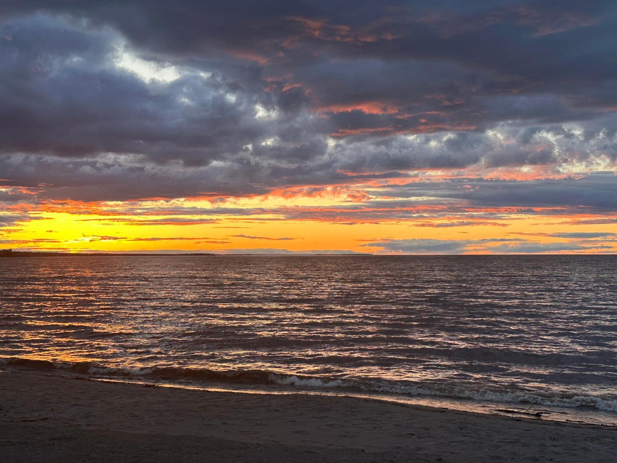 Les Pieds Dans L'eau Hébergement de vacances Desbiens